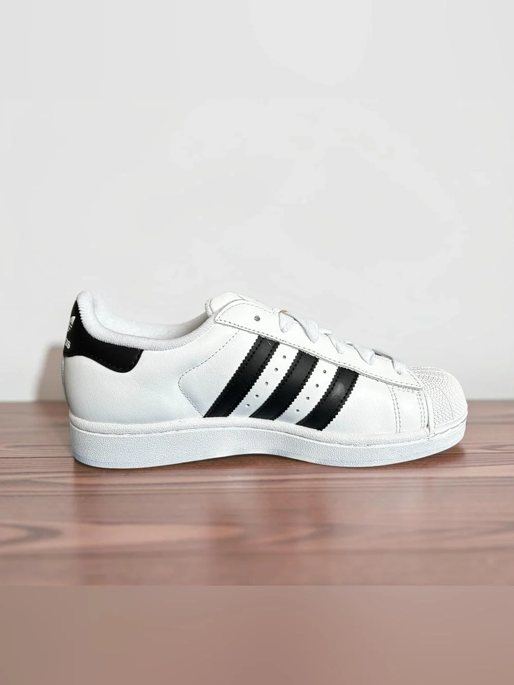 Adidas SUPERSTAR II Size 6.5Y (Fits Sz 7.5Women) Cloud White/Core Black NEW